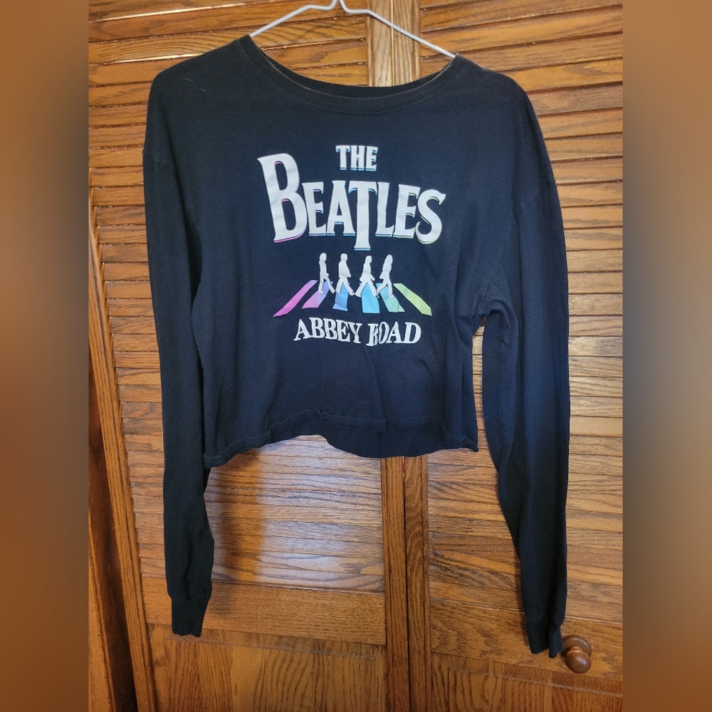 The Beatles Black Graphic Long Sleeve Crop Tee Womans‎ Size XL